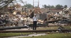 Massive tornado kills dozens in Oklahoma 