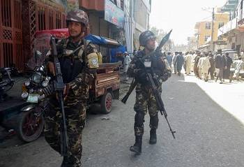Afghanistan: Gunmen attack Jalalabad TV station