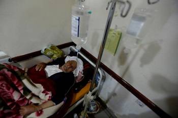 Yemen cholera cases pass 300,000 as outbreak spirals: ICRC