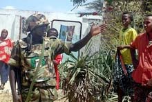 Islamic Courts offer Somali peace talks 