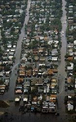 Ike devastates southern US state 