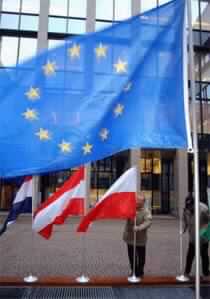 Deep Divisions at Start of Key EU Summit