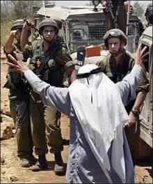 Palestinians Killed in Israeli Missile Strike