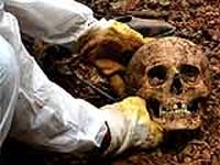 19 Bosnian Muslims Exhumed from Mass Grave 