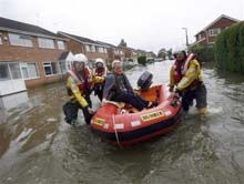 UK battles worst floods in 60 years